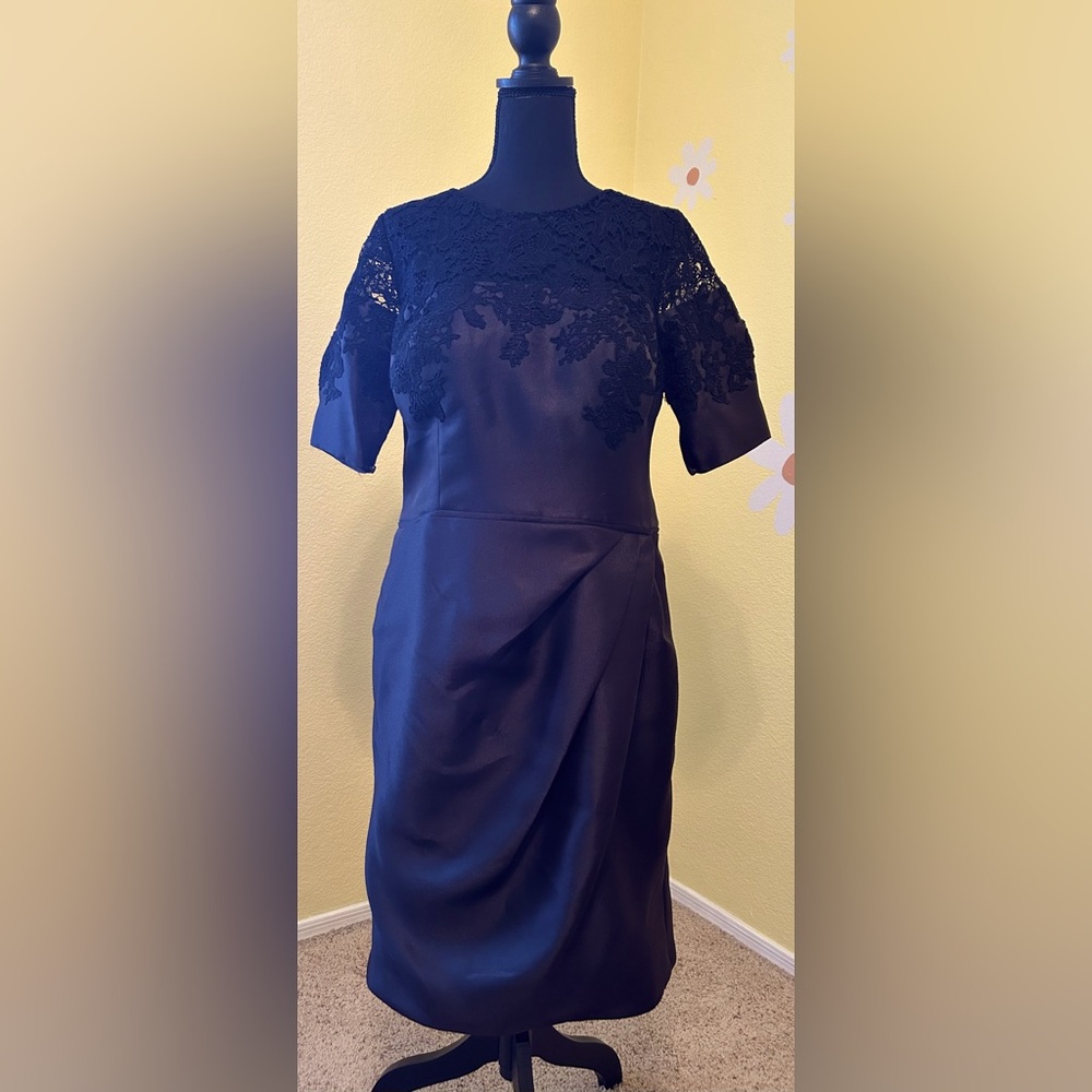 Love Custom Black Mother of the Bride Dress.
